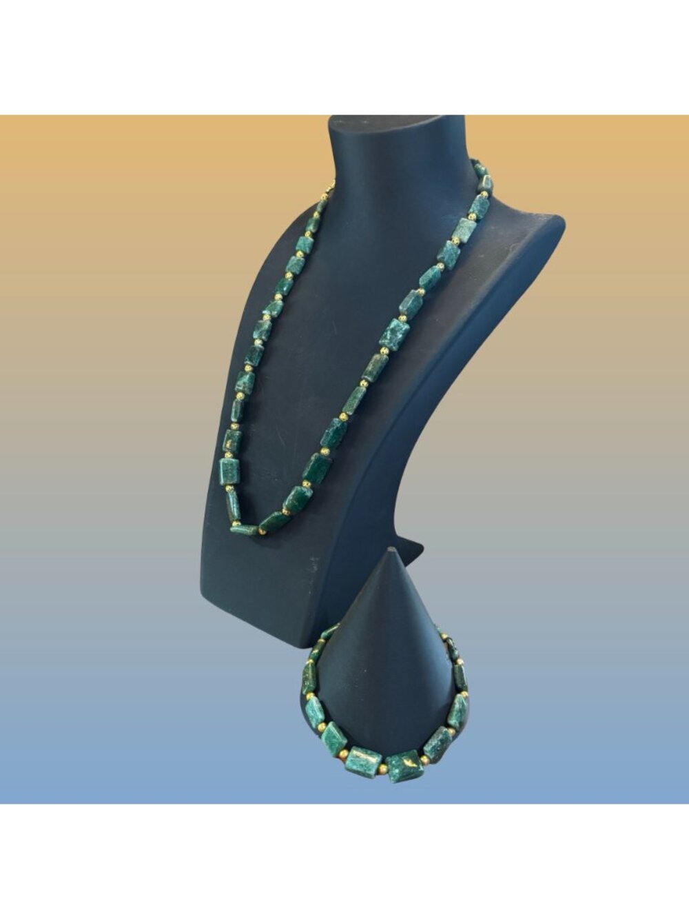Green Semi Precious Stone Gold Tone Necklace Bracelet Set Adjustable Vintage - Picture 4 of 13